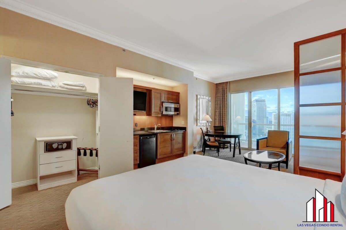Mgm Signature-33-711 F1 Track & Strip View Balcony 拉斯维加斯 外观 照片